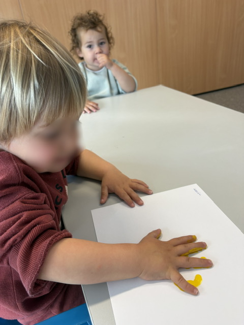 594eec57-3a1d-40d1-b251-88a6483093d0