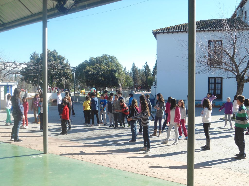 Ensayando la danza contemporánea de Miguel Ríos