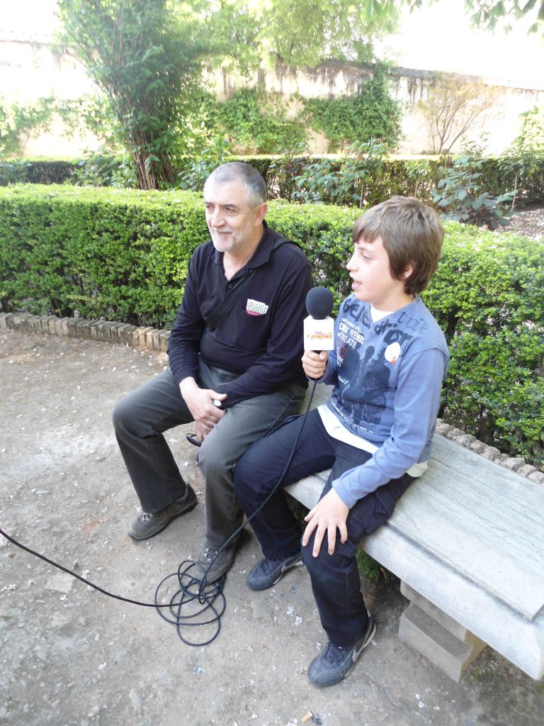 Andrés entrevista a Pedro (su padre).