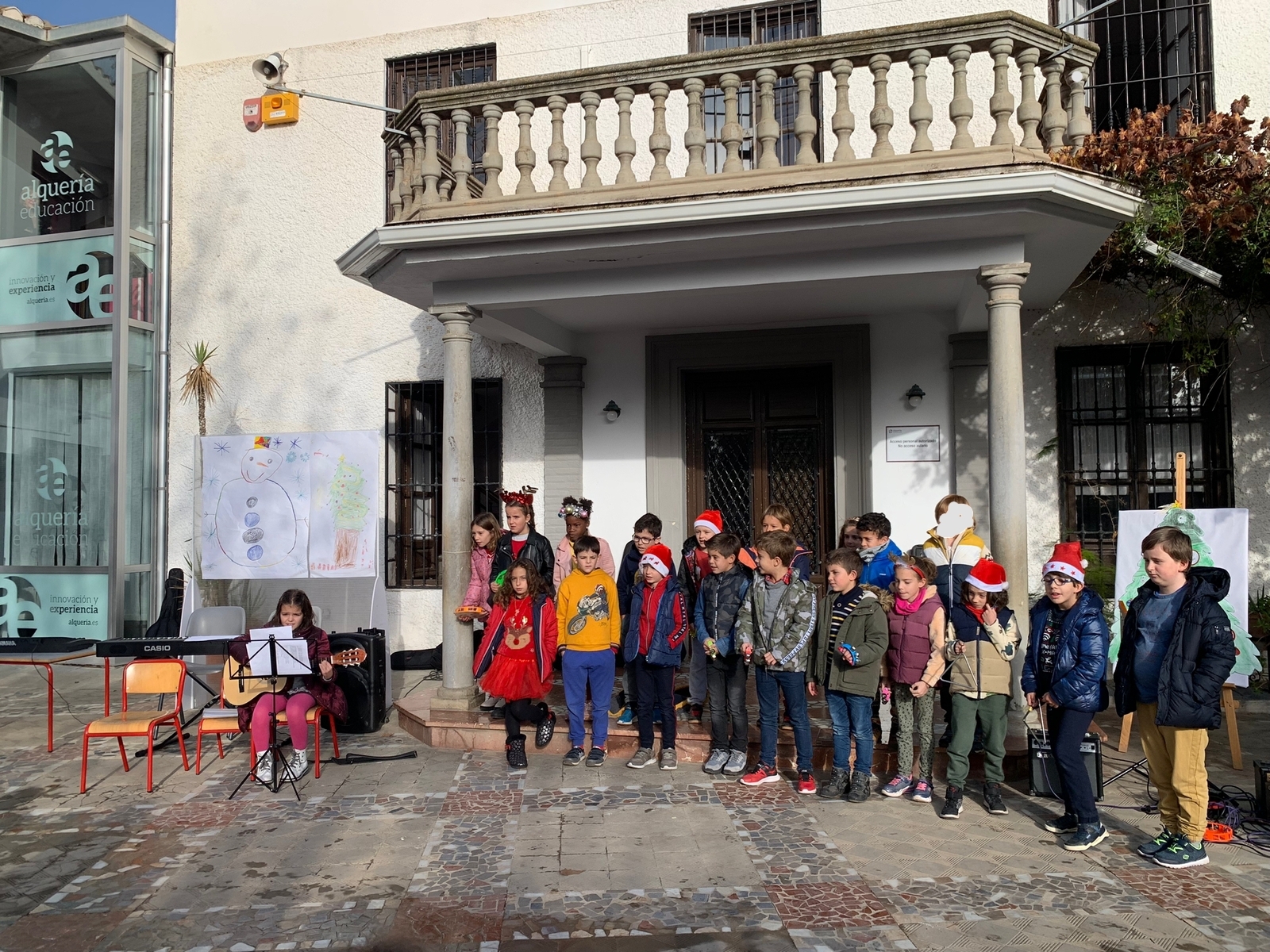 5D2A858B-C60D-4EEC-88B8-3A35F20288DA