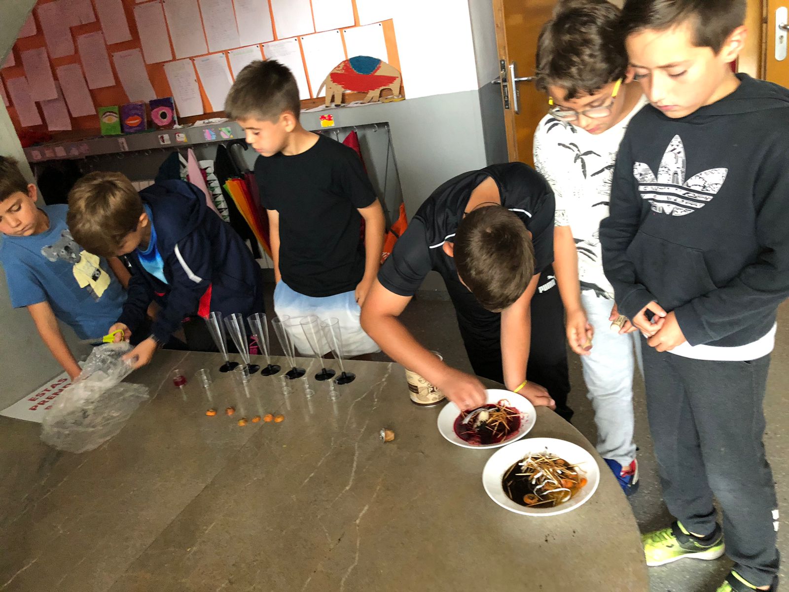 b3f6b02e-56f9-404b-b187-f17f545afef1