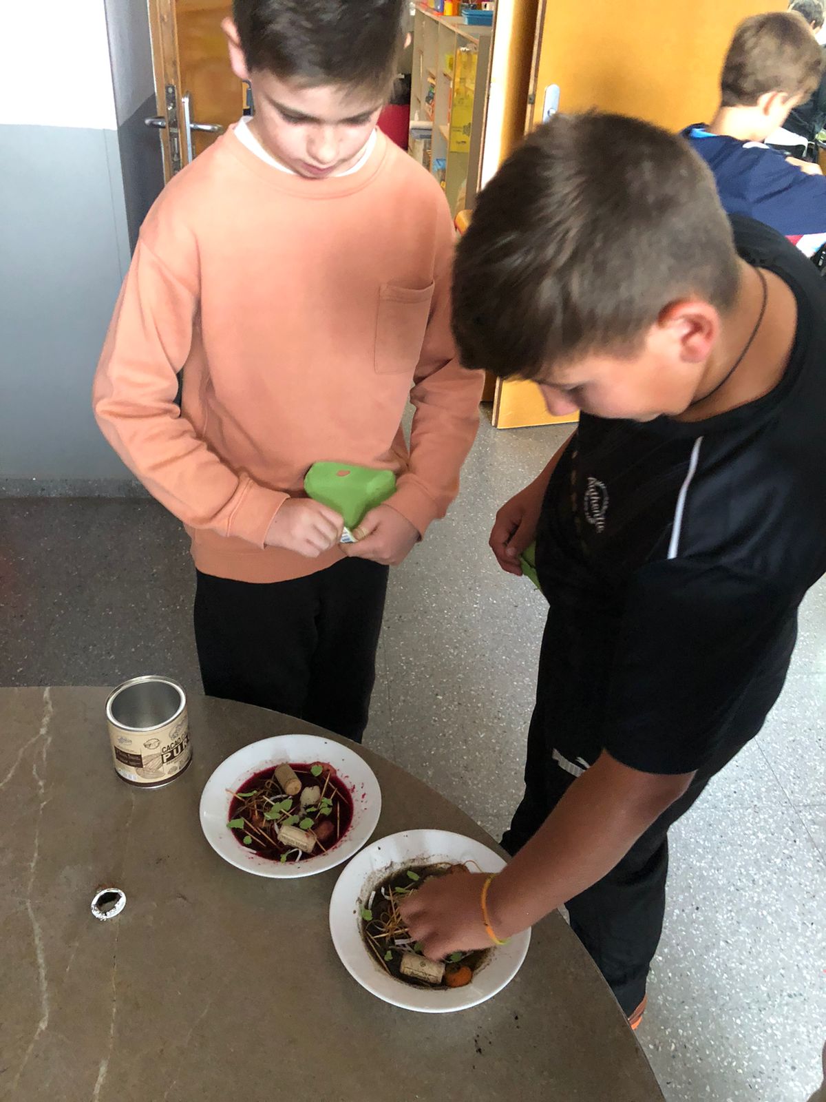 b521f312-0bbb-4f59-a6f2-85b1fb4693d8