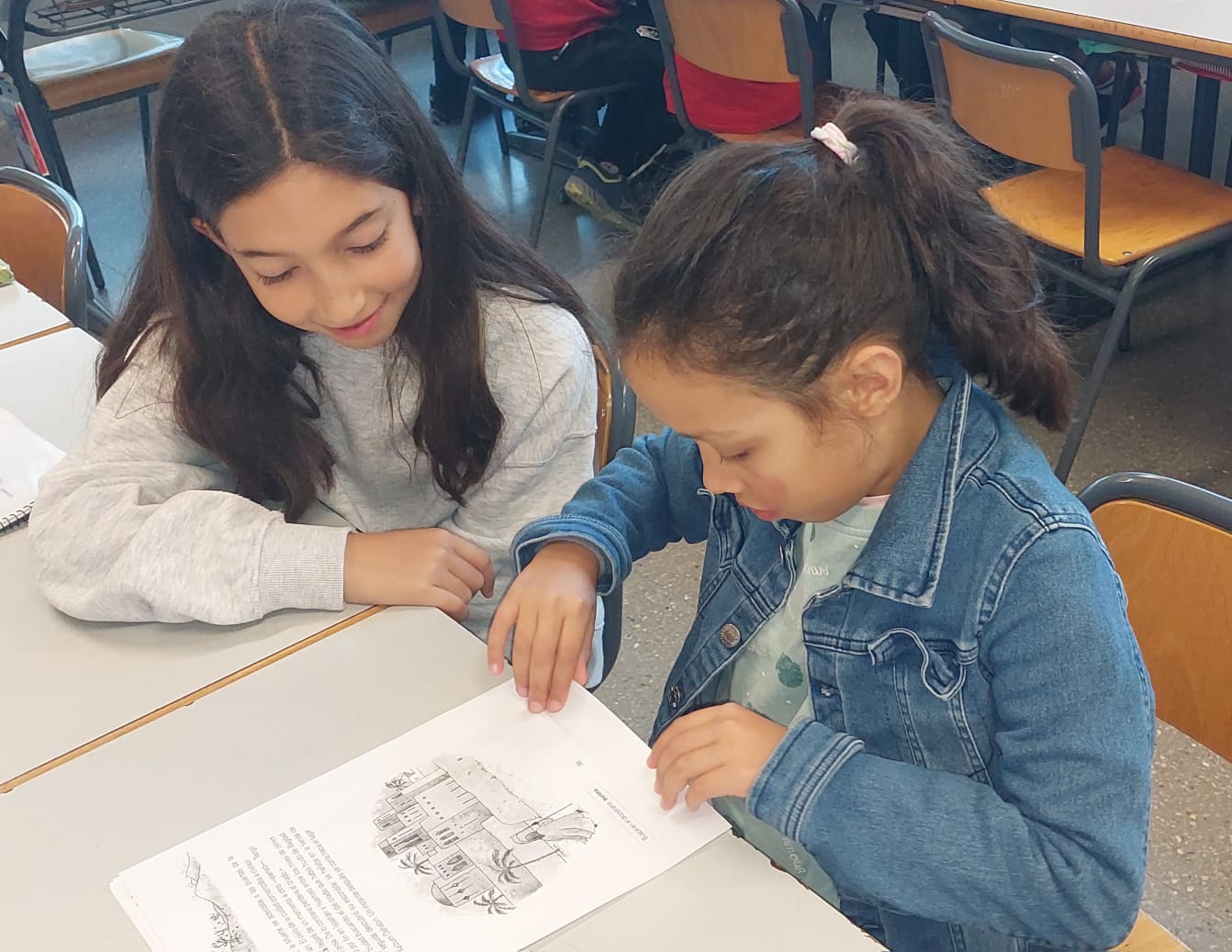 WhatsApp Image 2024-10-12 at 07.45.40 (2) WhatsApp Image 2024-10-12 at 07.45.40 (2)