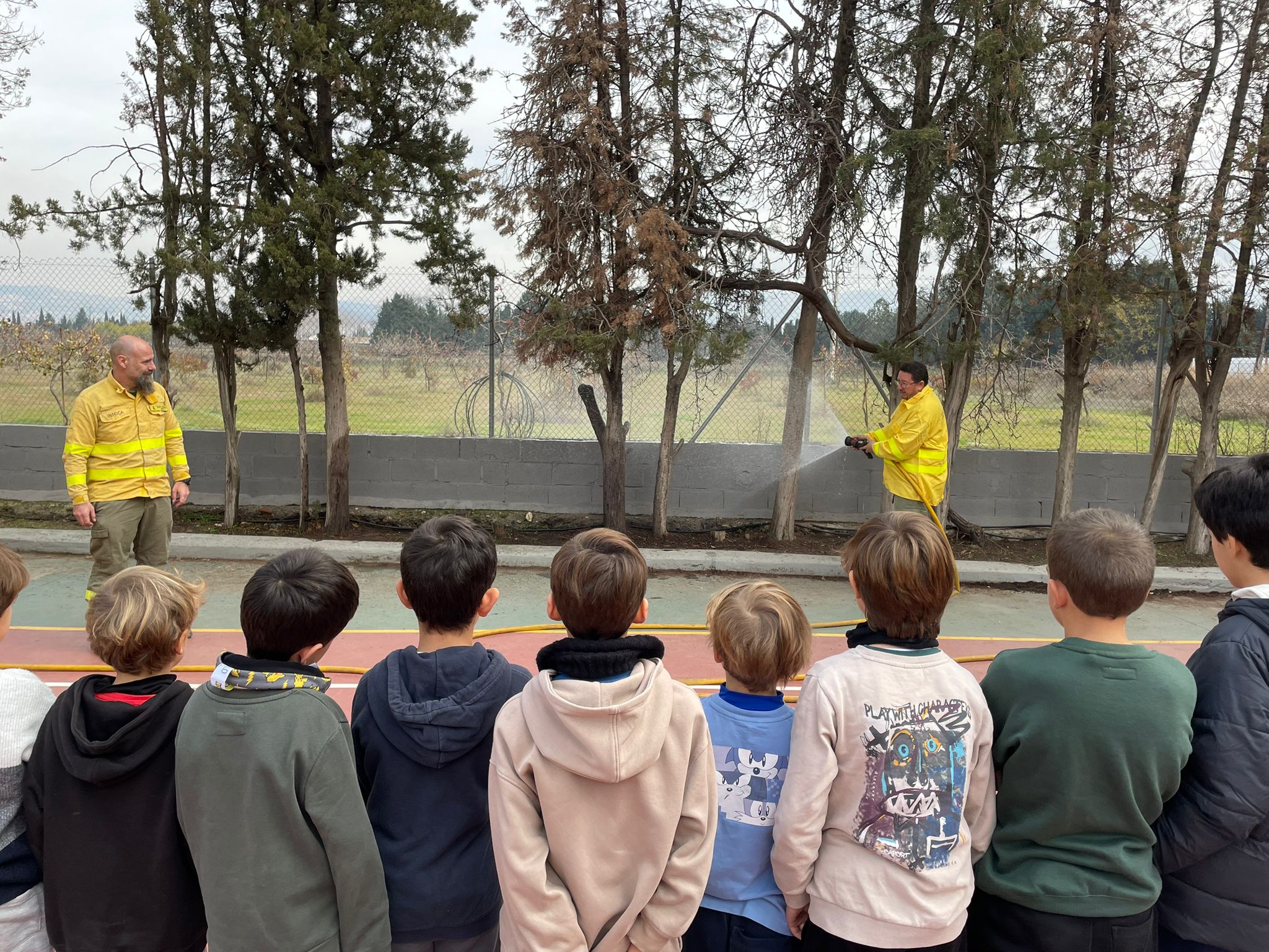 WhatsApp Image 2025-12-14 at 13.13.12 (2) WhatsApp Image 2025-12-14 at 13.13.12 (2)