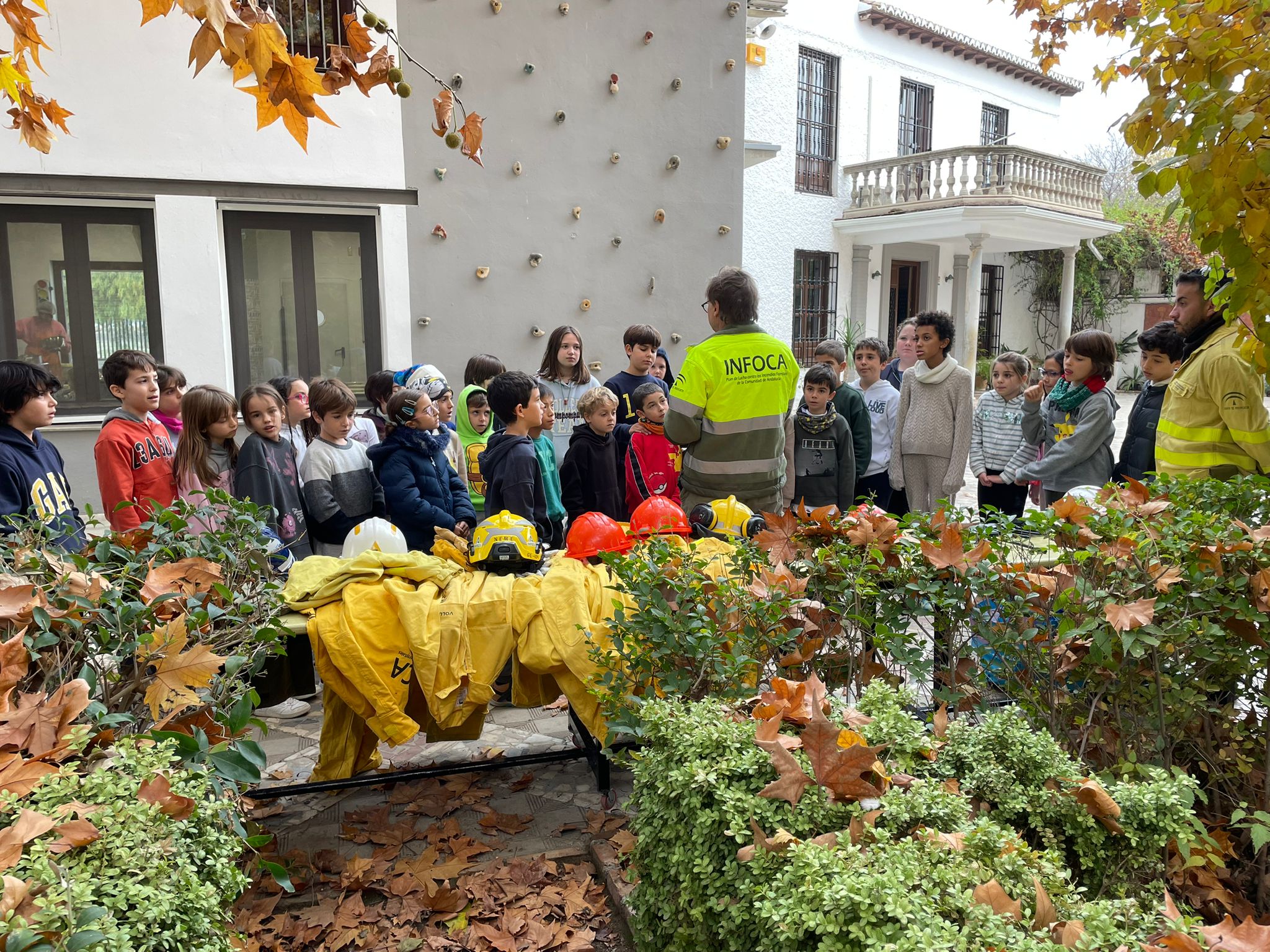 WhatsApp Image 2025-12-14 at 13.13.16 (2)