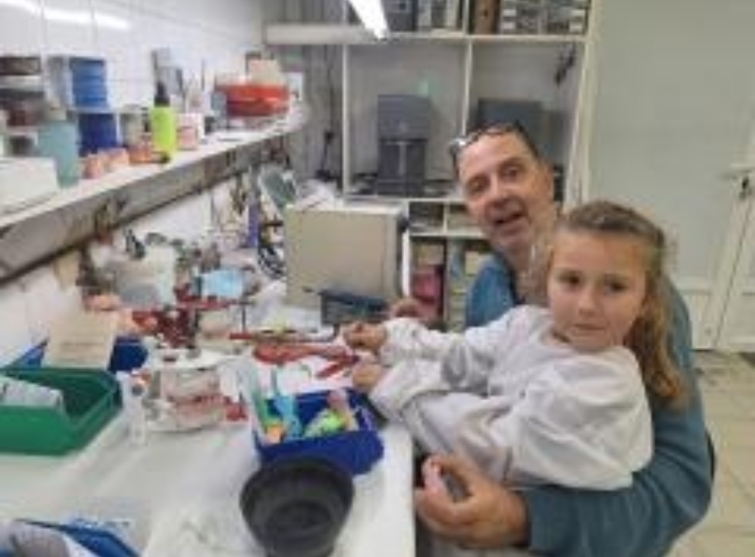 Screenshot_2024-12-01-17-03-38-827_com.miui.gallery-edit