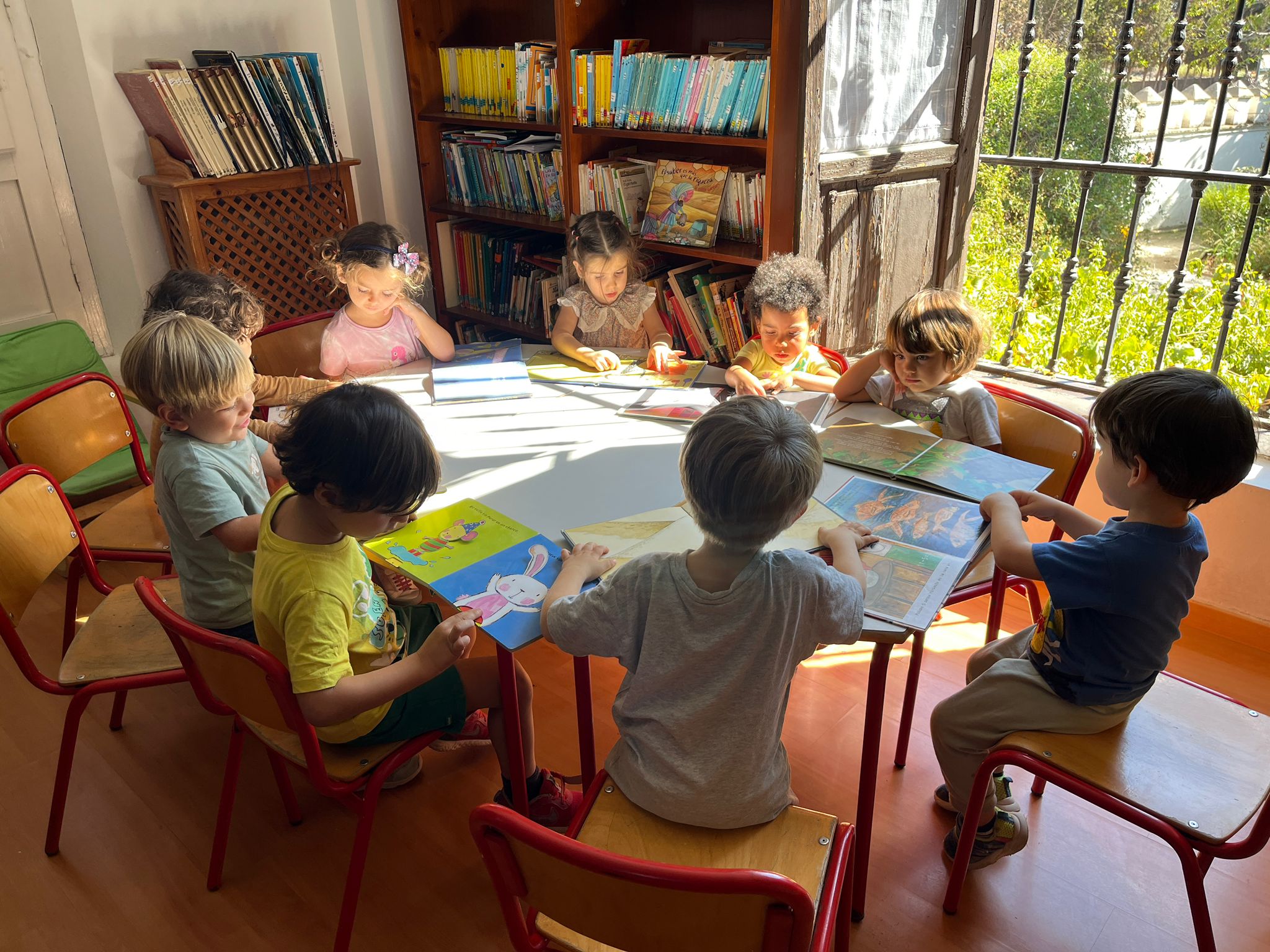 0c777b53-da2c-4c41-ba21-8a1f3aea2e6e 2