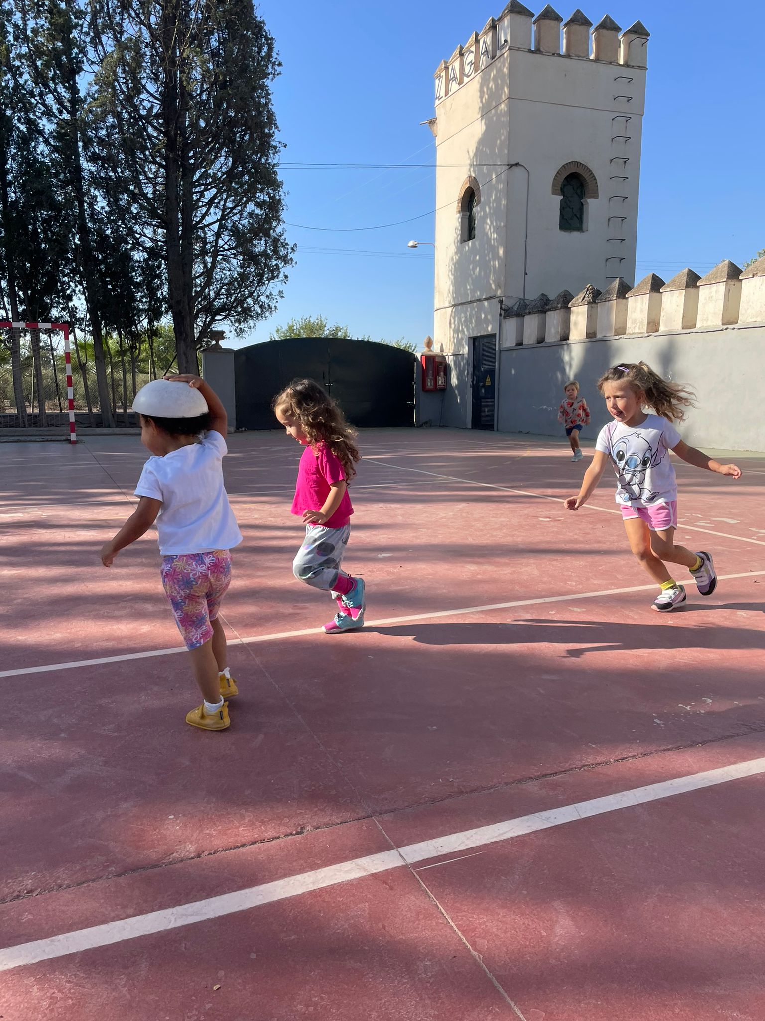 b51c0bdf-7787-4bca-91b0-c262f849c145