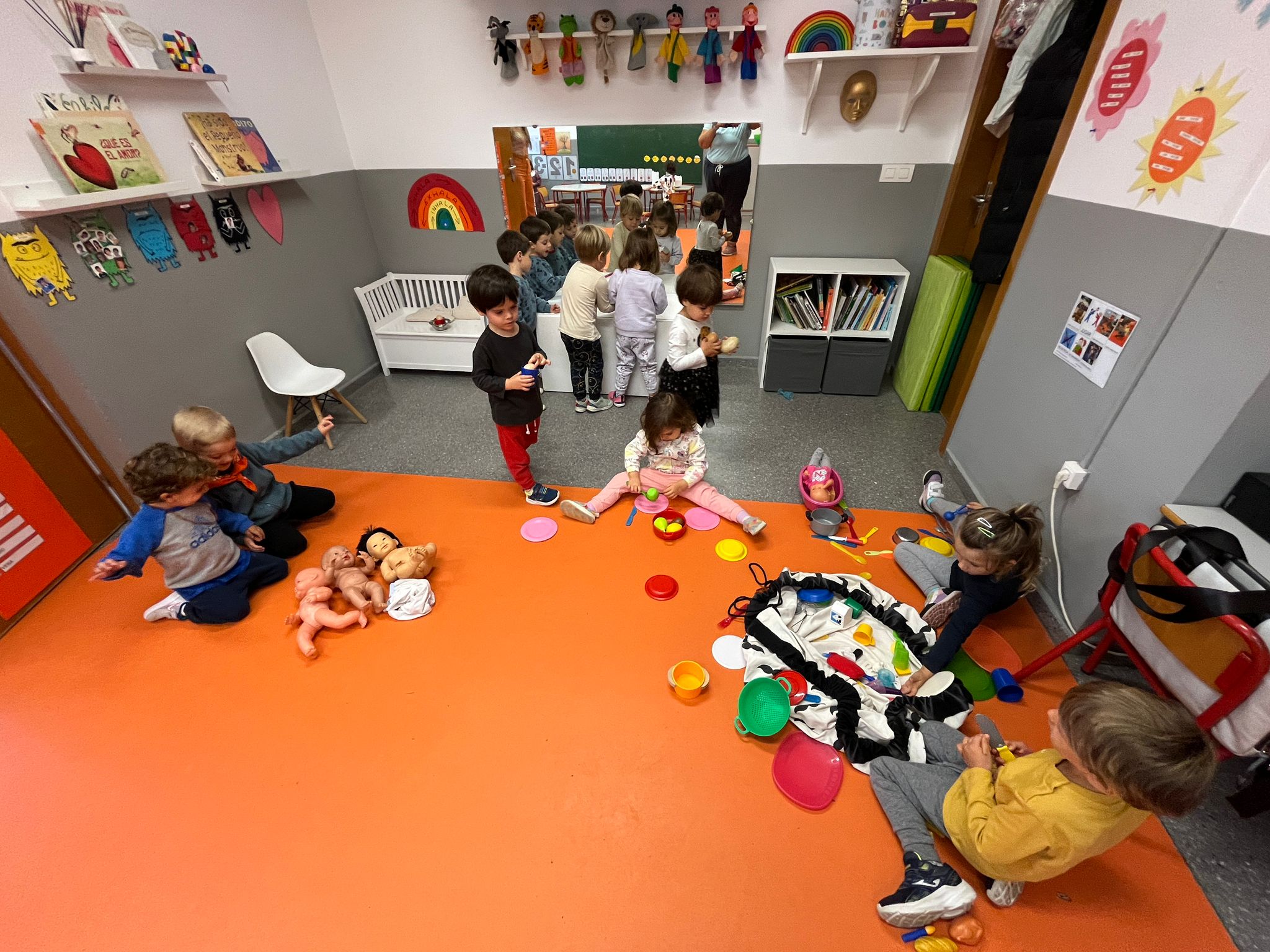 b6f80786-eaa2-414f-ac8e-7e1a03a4fe95